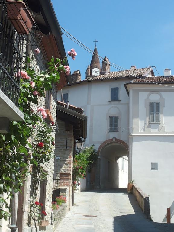 Maison Des Roses - Family Farm Bossolasco Exterior foto
